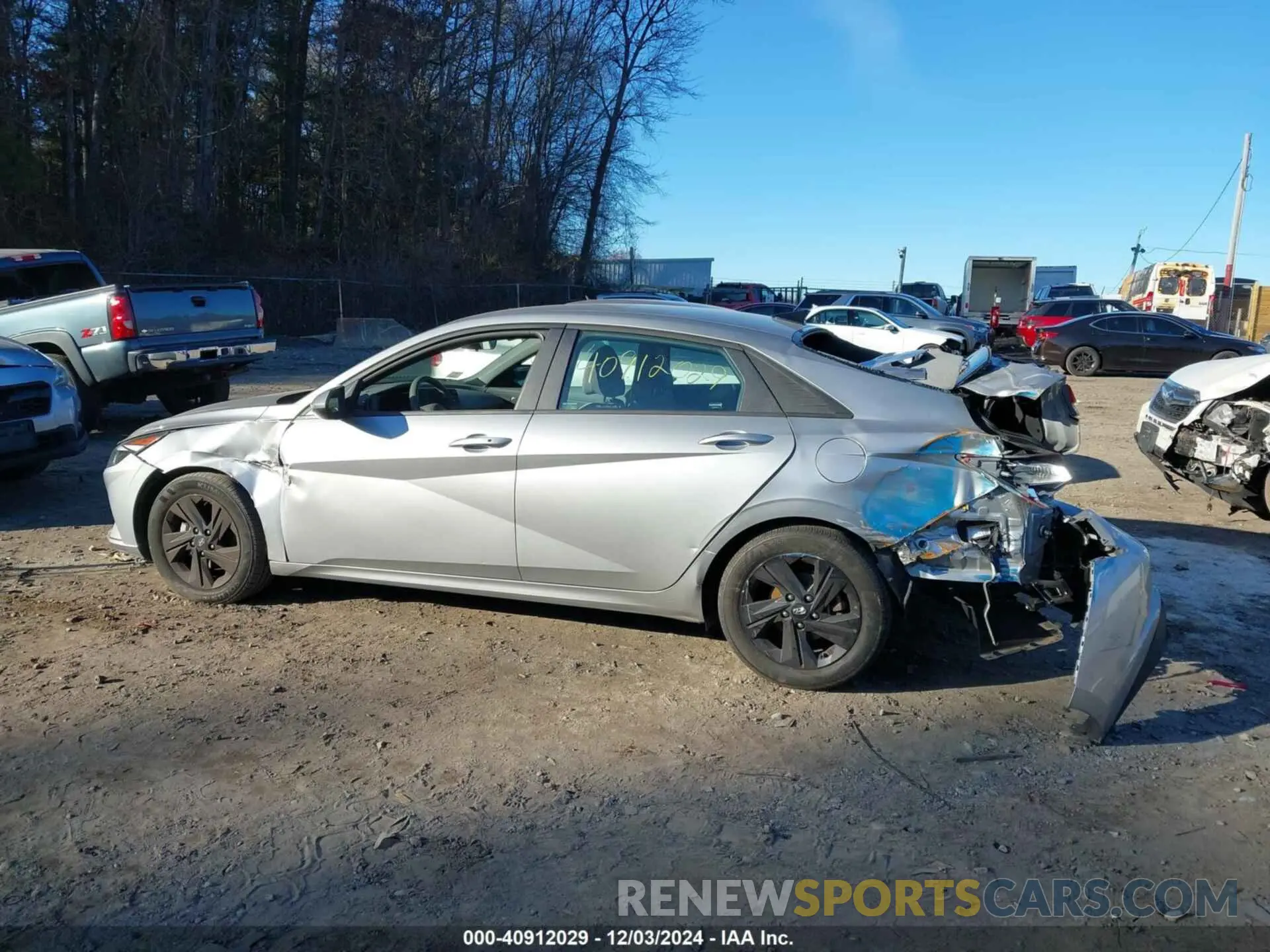 15 fotografías del automóvil dañado 5NPLM4AG8MH018629 HYUNDAI ELANTRA 2021