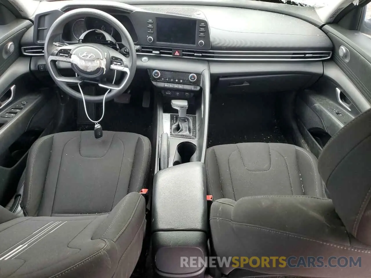 8 fotografías del automóvil dañado 5NPLM4AG9MH023192 HYUNDAI ELANTRA 2021