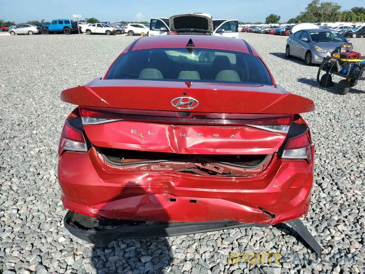 6 fotografías del automóvil dañado 5NPLM4AG9MH033284 HYUNDAI ELANTRA 2021