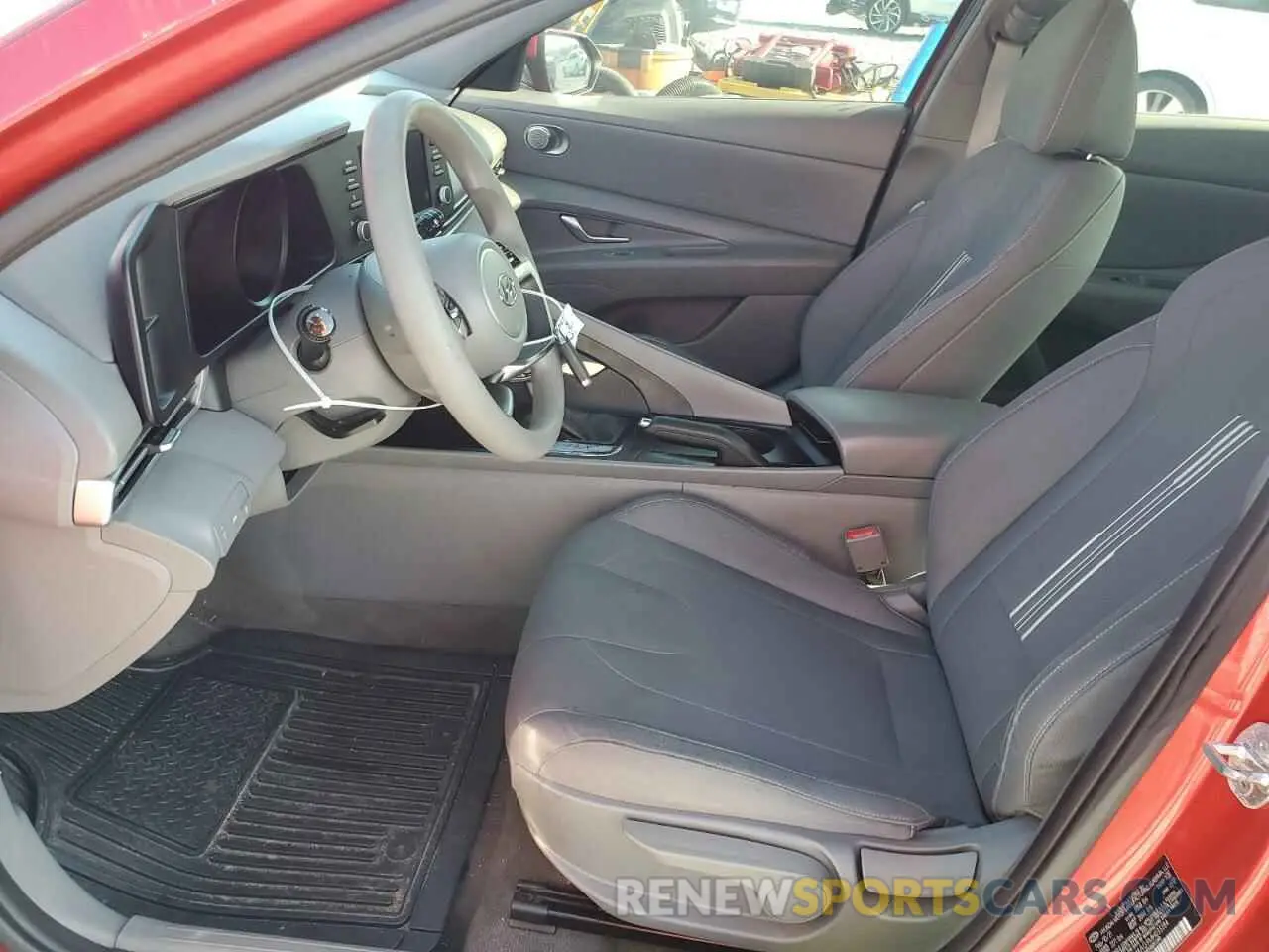7 fotografías del automóvil dañado 5NPLM4AG9MH033284 HYUNDAI ELANTRA 2021