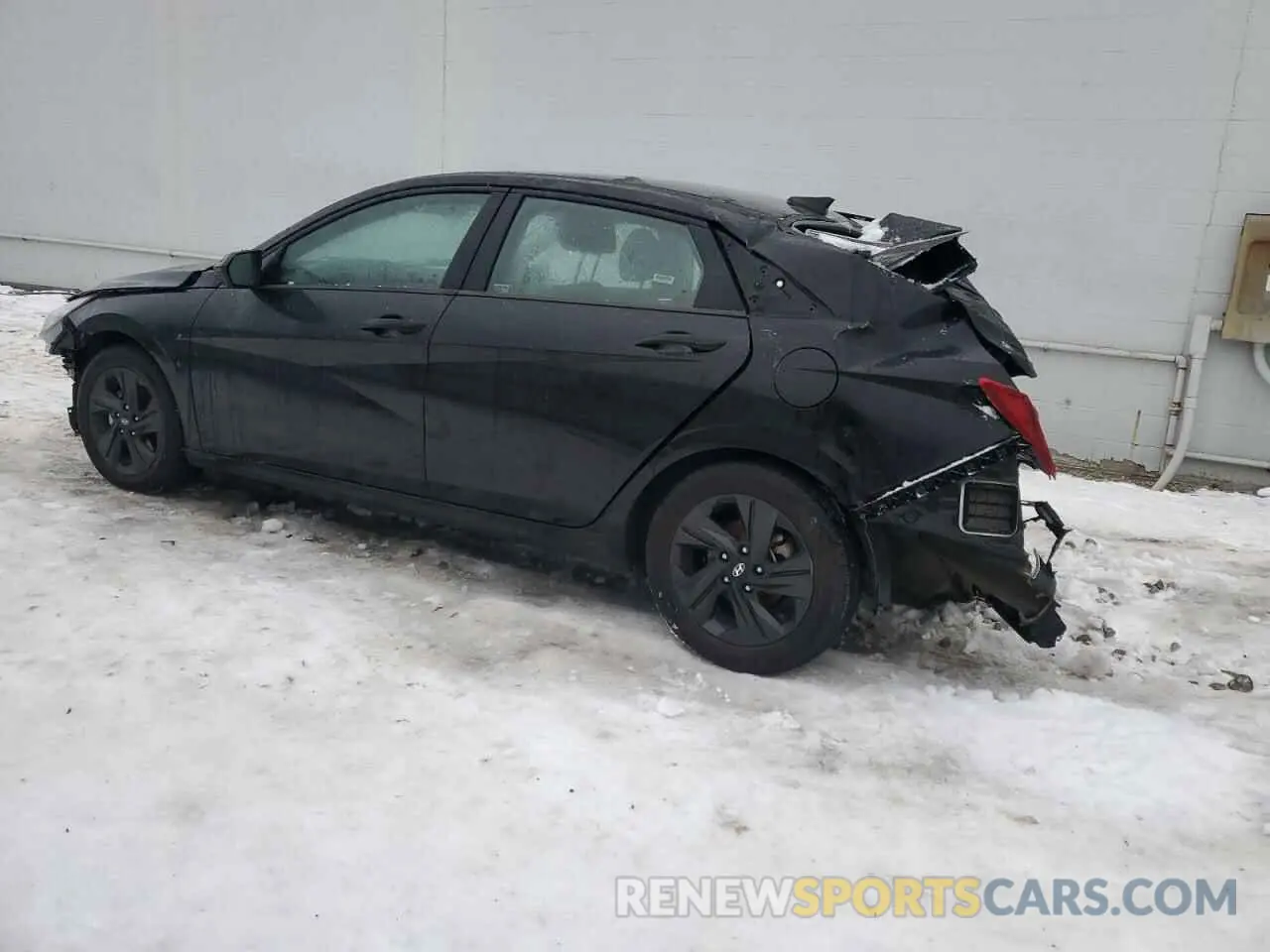 2 fotografías del automóvil dañado 5NPLM4AG9MH043880 HYUNDAI ELANTRA 2021