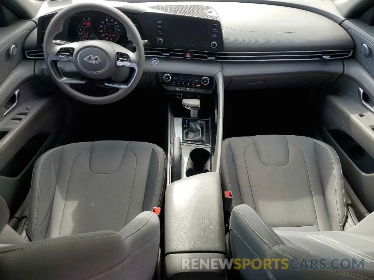 8 fotografías del automóvil dañado 5NPLM4AGXMH003520 HYUNDAI ELANTRA 2021