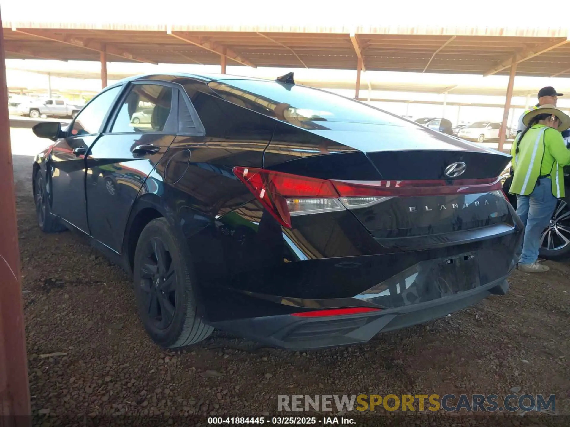 3 fotografías del automóvil dañado 5NPLM4AGXMH031334 HYUNDAI ELANTRA 2021