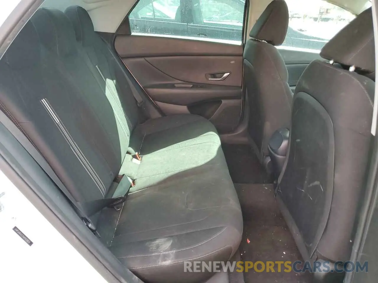 10 fotografías del automóvil dañado 5NPLM4AGXMH038834 HYUNDAI ELANTRA 2021