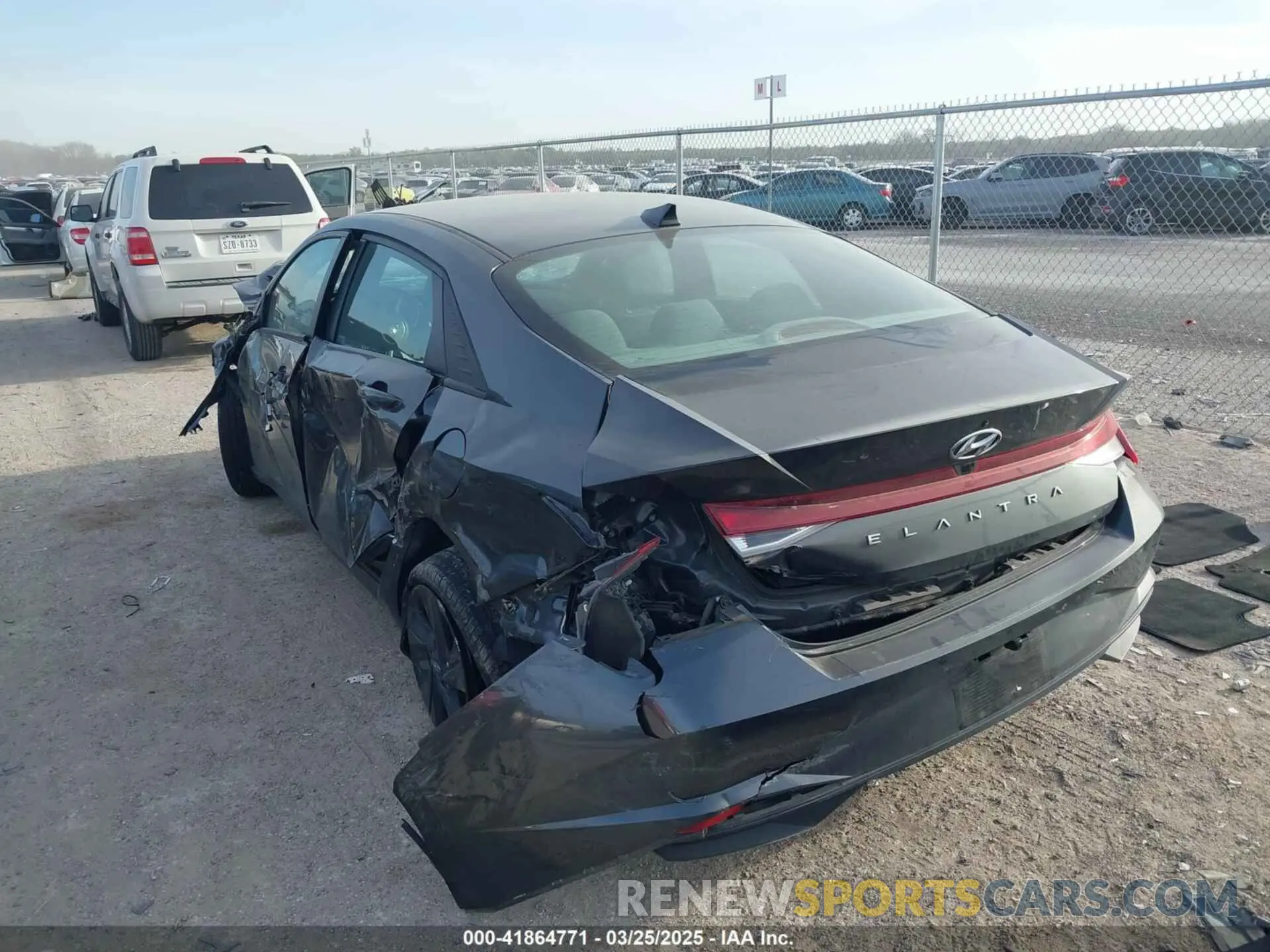 3 fotografías del automóvil dañado 5NPLM4AGXMH044701 HYUNDAI ELANTRA 2021