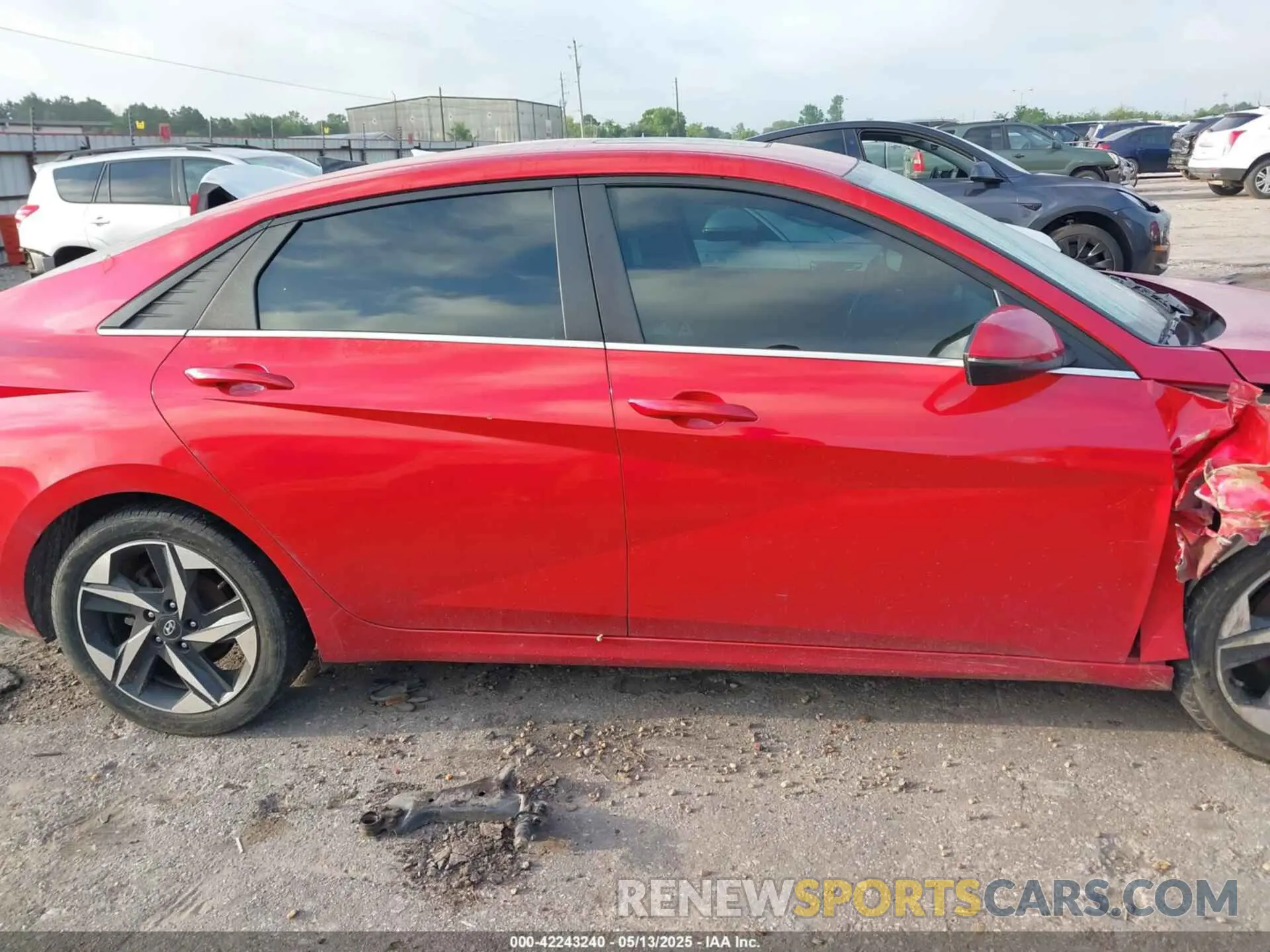 13 fotografías del automóvil dañado 5NPLP4AG1MH026157 HYUNDAI ELANTRA 2021
