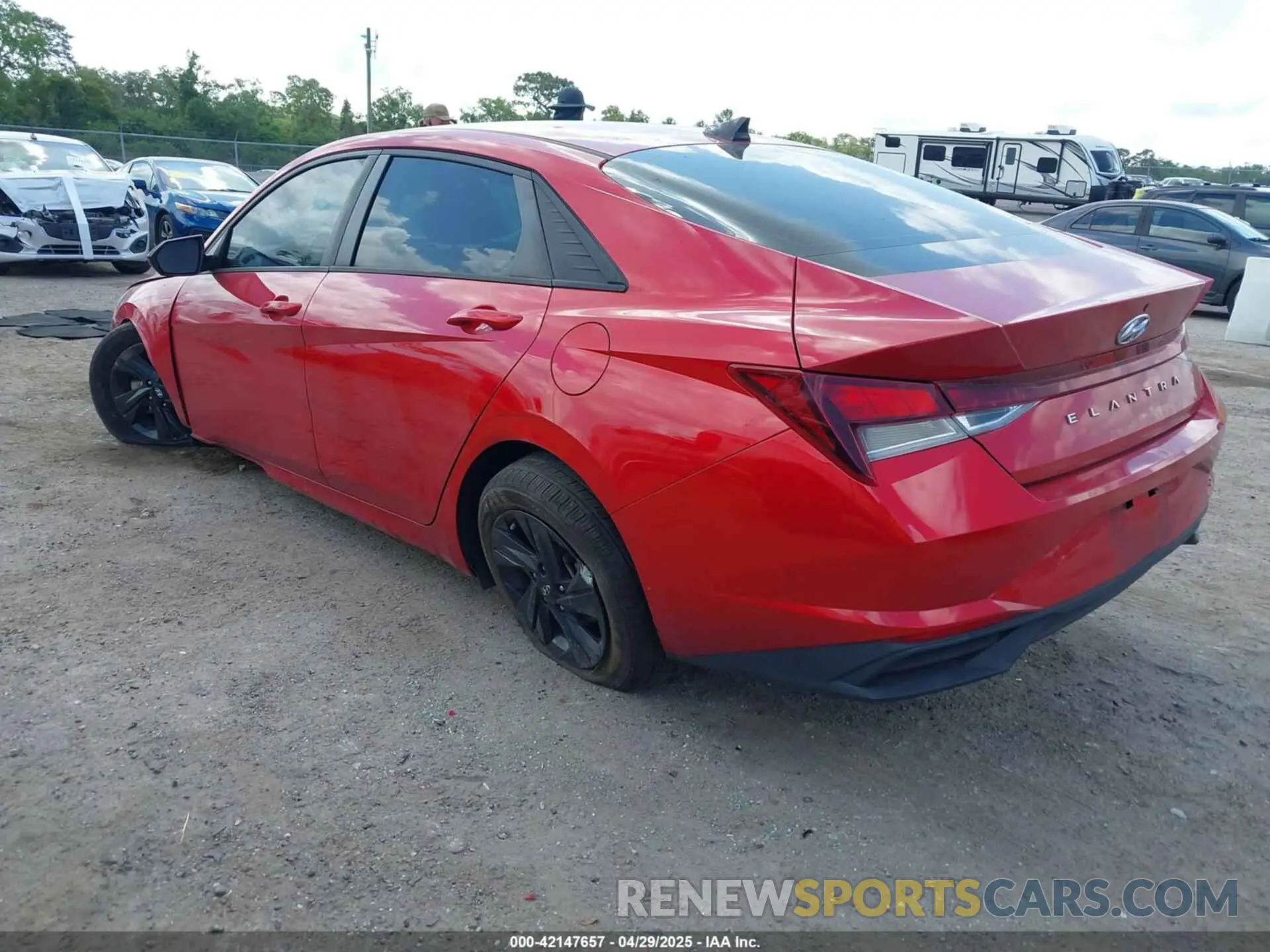 3 fotografías del automóvil dañado 5NPLS4AG3MH052015 HYUNDAI ELANTRA 2021