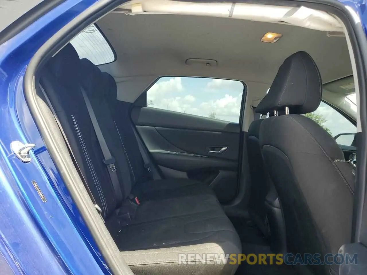 10 fotografías del automóvil dañado 5NPLS4AG5MH017363 HYUNDAI ELANTRA 2021