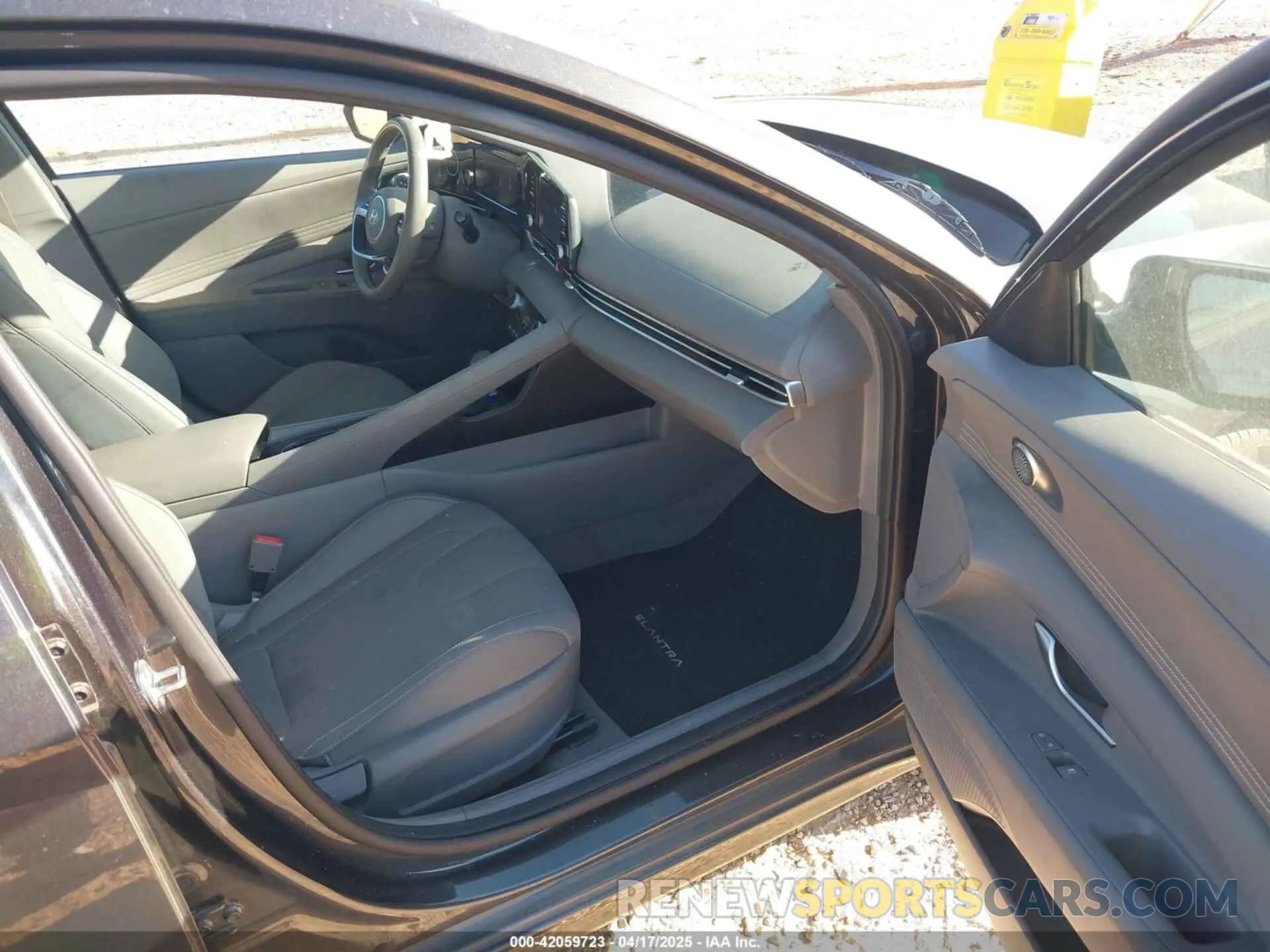 5 fotografías del automóvil dañado 5NPLS4AG6MH034172 HYUNDAI ELANTRA 2021