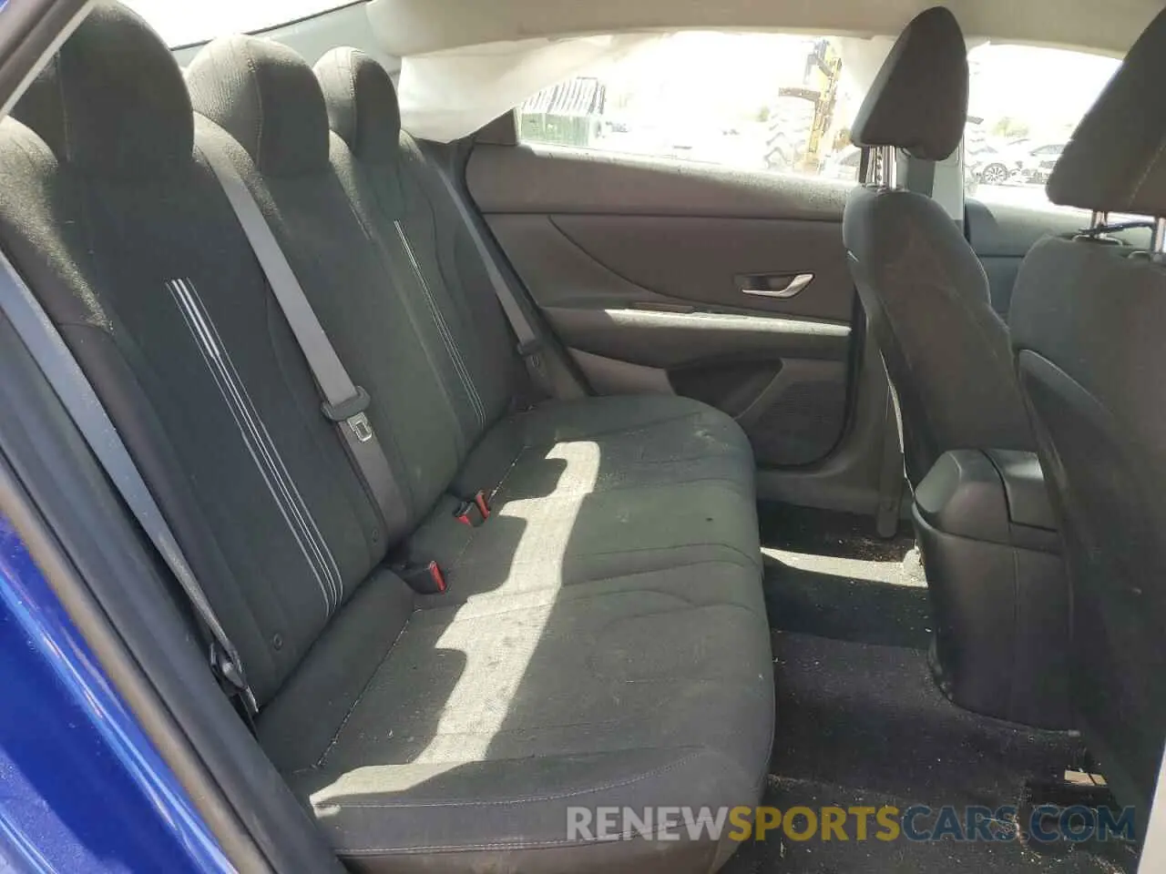 10 fotografías del automóvil dañado 5NPLS4AG7MH009068 HYUNDAI ELANTRA 2021