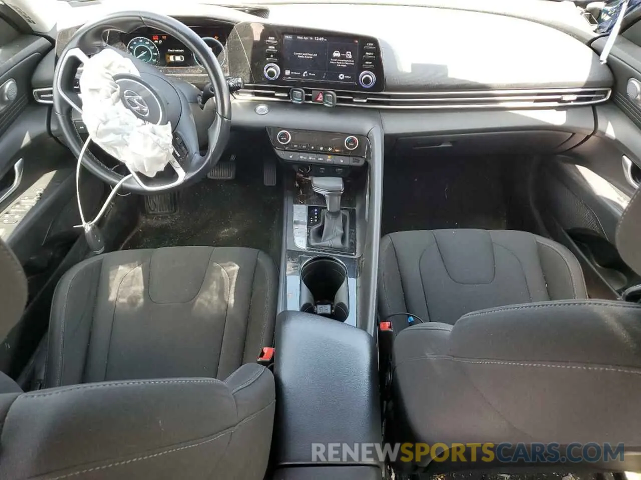 8 fotografías del automóvil dañado 5NPLS4AG7MH009068 HYUNDAI ELANTRA 2021