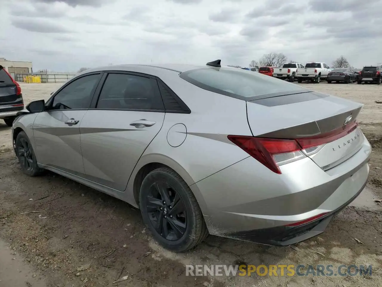 2 fotografías del automóvil dañado 5NPLS4AG7MH039378 HYUNDAI ELANTRA 2021