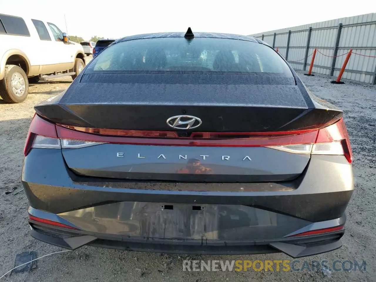 6 fotografías del automóvil dañado 5NPLS4AG8MH002369 HYUNDAI ELANTRA 2021