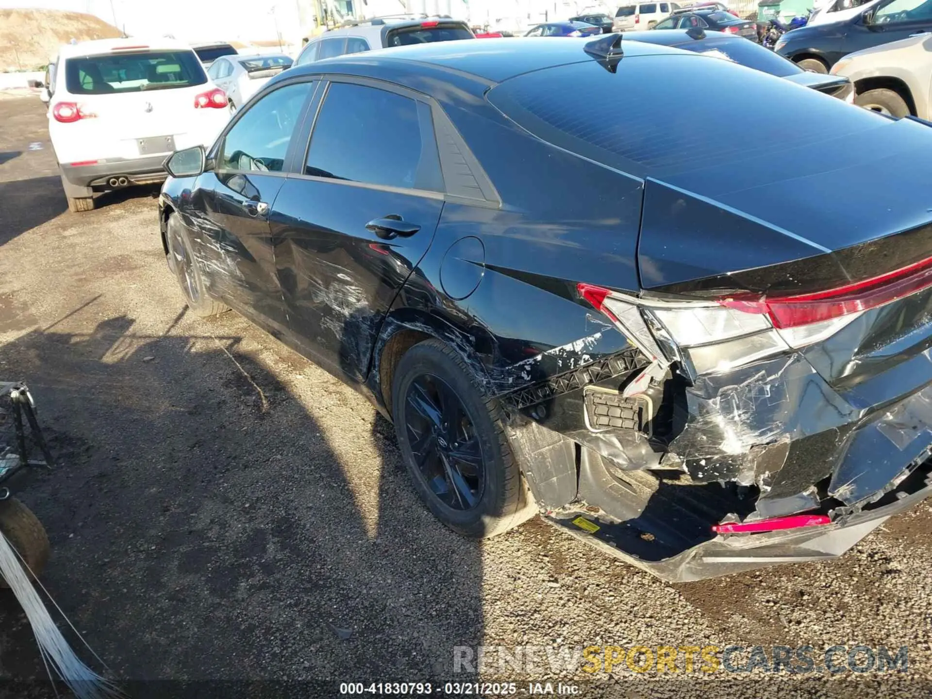17 fotografías del automóvil dañado 5NPLS4AG8MH031614 HYUNDAI ELANTRA 2021