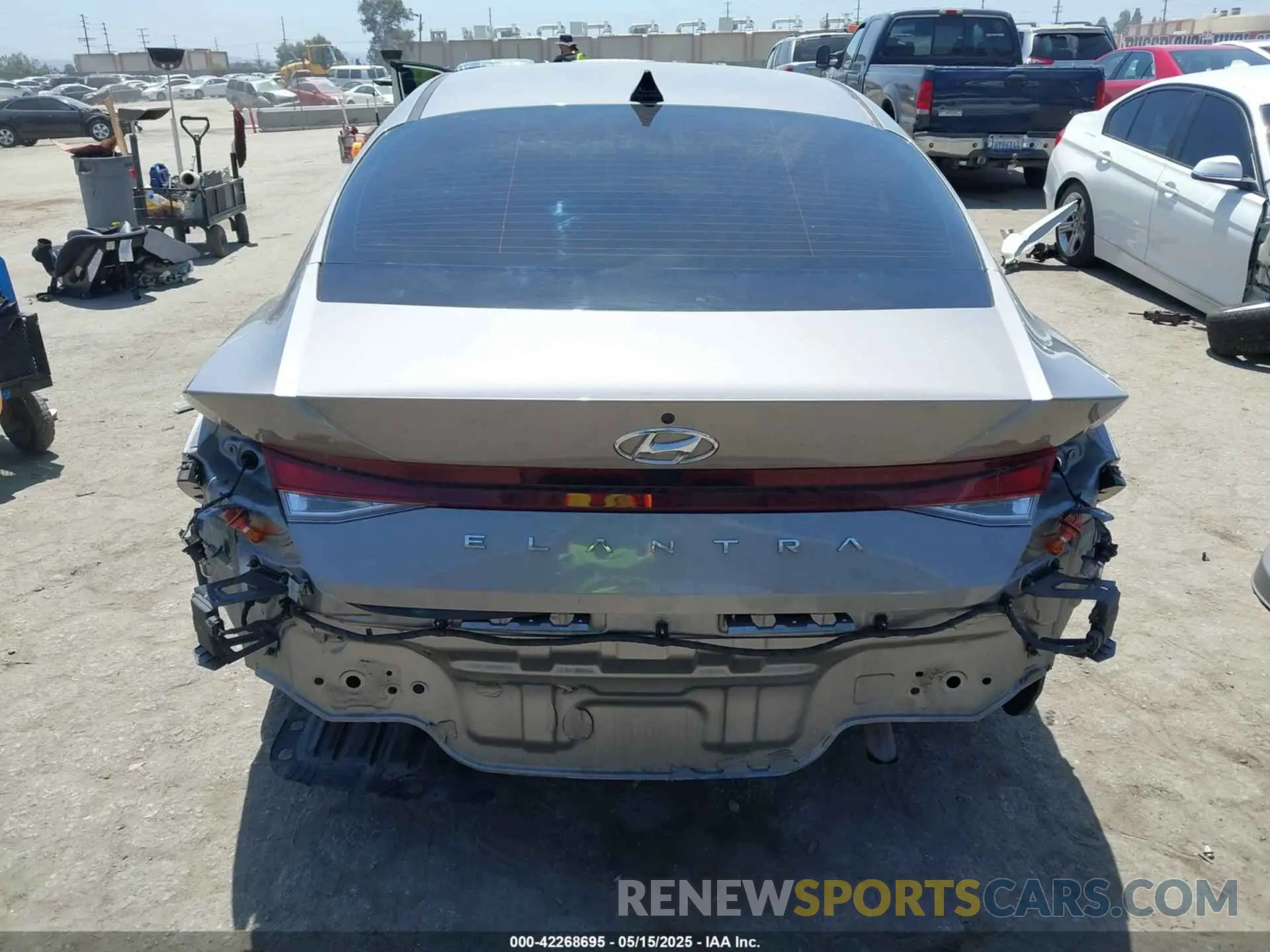 17 fotografías del automóvil dañado KMHLL4AG6MU141656 HYUNDAI ELANTRA 2021