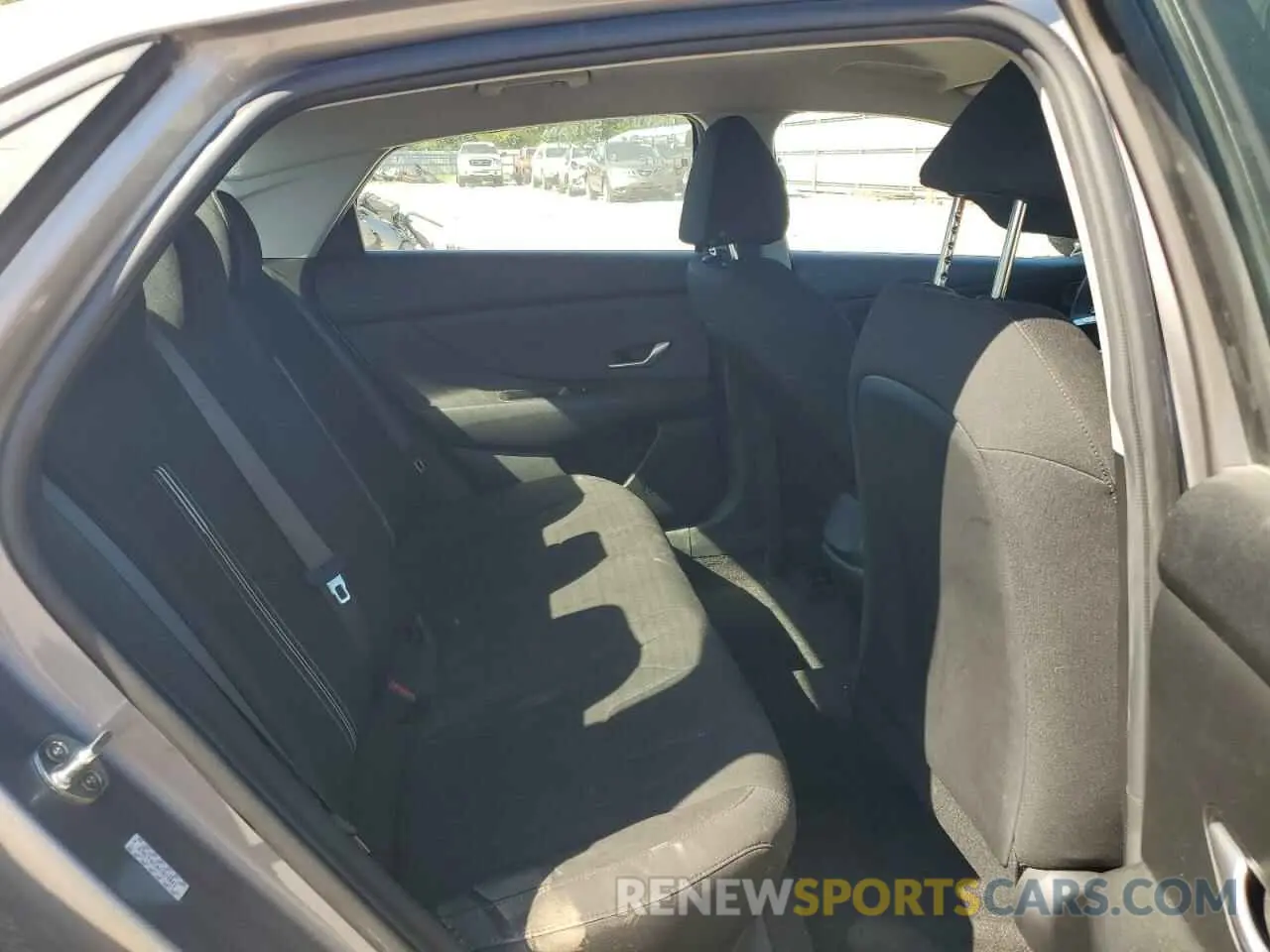 10 fotografías del automóvil dañado KMHLM4AG0MU070841 HYUNDAI ELANTRA 2021