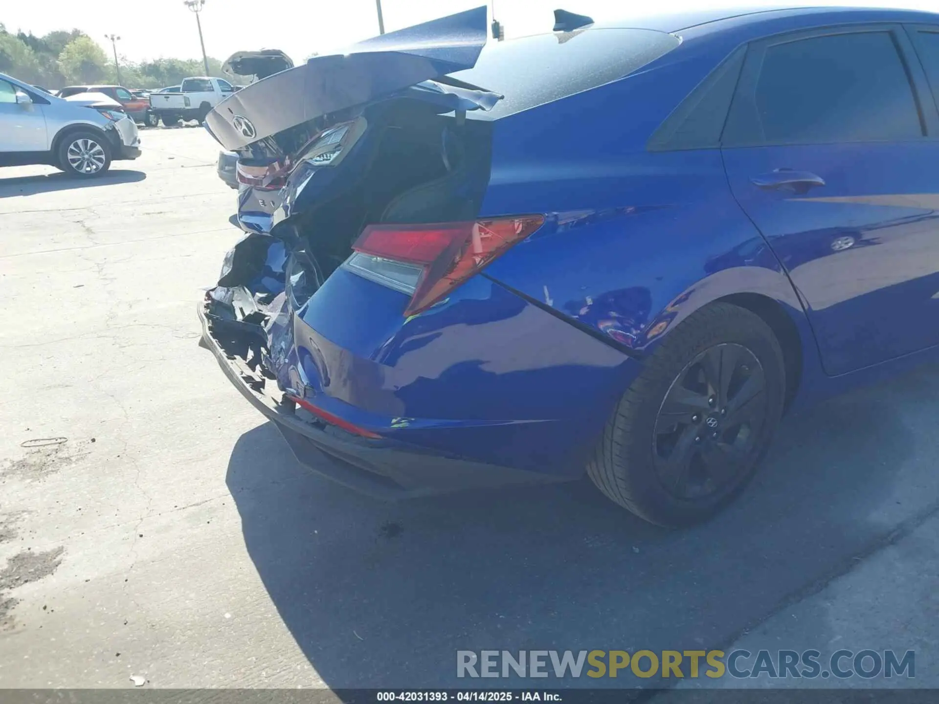 4 fotografías del automóvil dañado KMHLM4AG0MU111078 HYUNDAI ELANTRA 2021