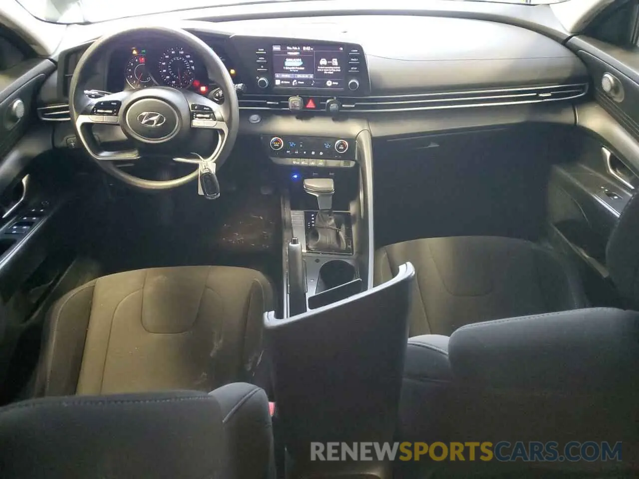8 fotografías del automóvil dañado KMHLM4AG0MU176383 HYUNDAI ELANTRA 2021