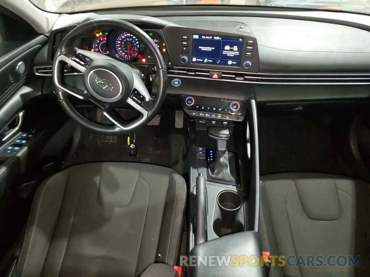 8 fotografías del automóvil dañado KMHLM4AG2MU070498 HYUNDAI ELANTRA 2021