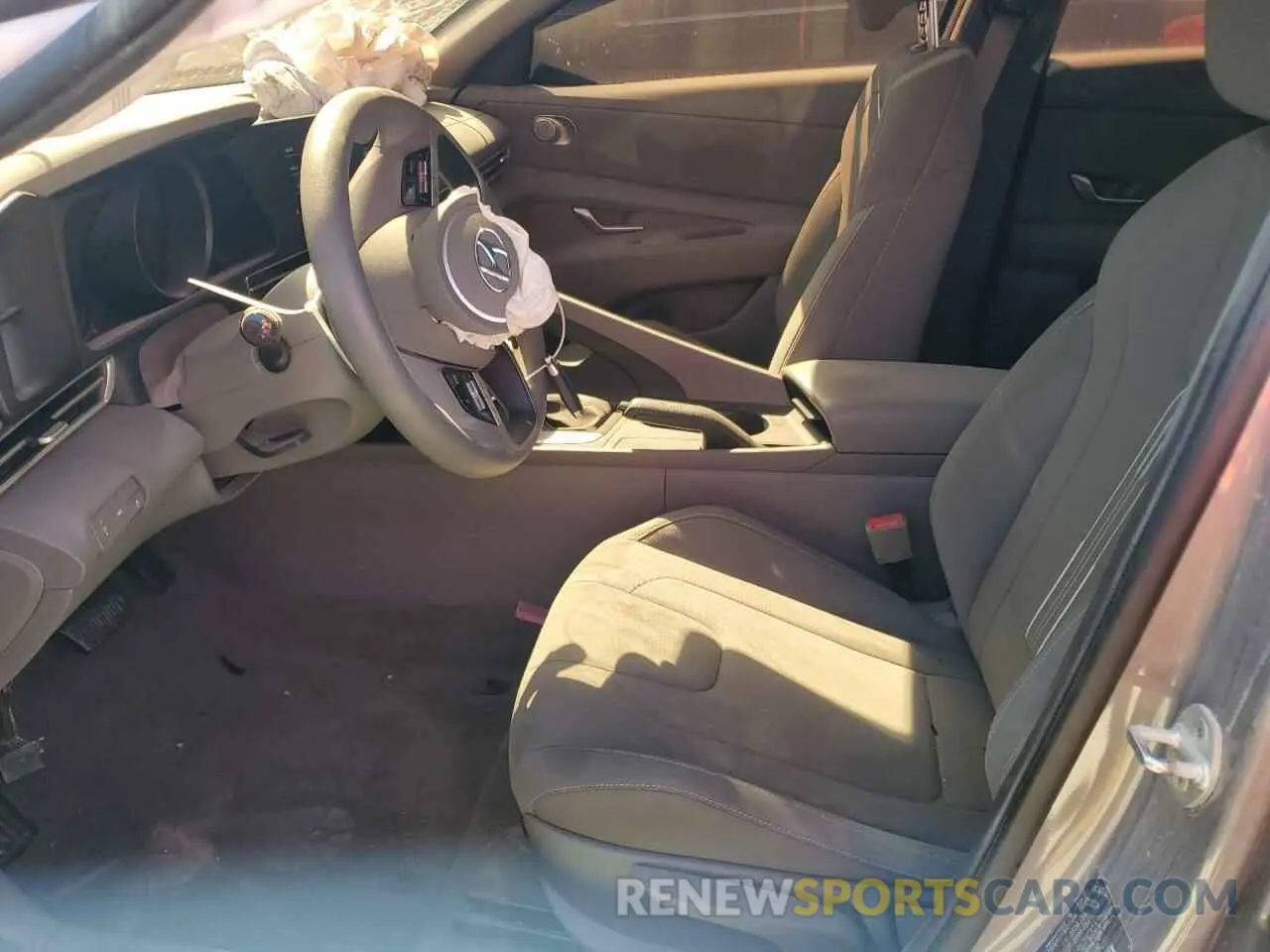 7 fotografías del automóvil dañado KMHLM4AG2MU157222 HYUNDAI ELANTRA 2021