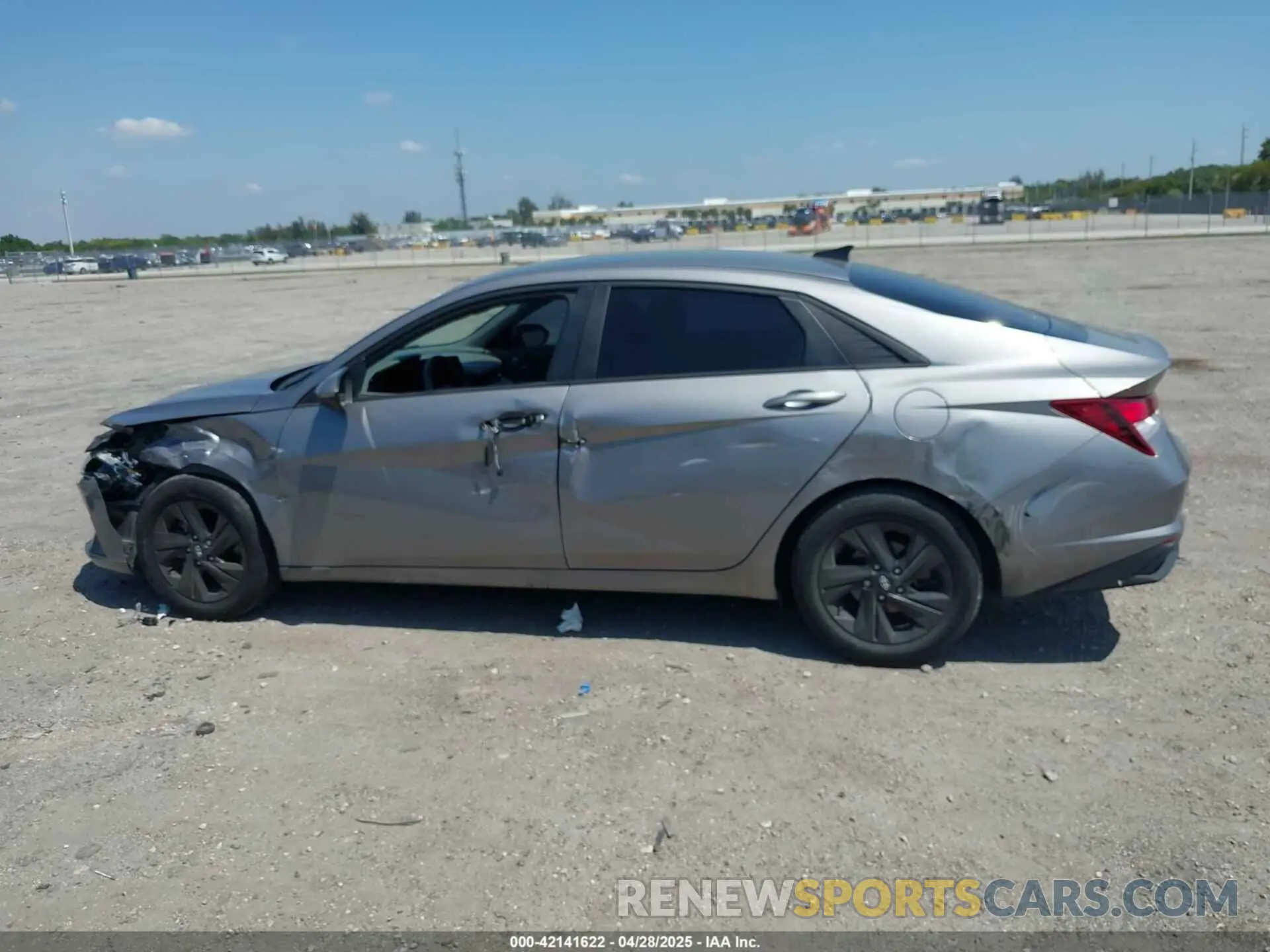 14 fotografías del automóvil dañado KMHLM4AG3MU209568 HYUNDAI ELANTRA 2021