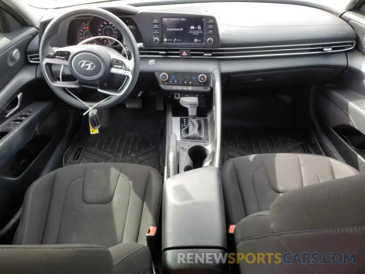 8 fotografías del automóvil dañado KMHLM4AG4MU089876 HYUNDAI ELANTRA 2021