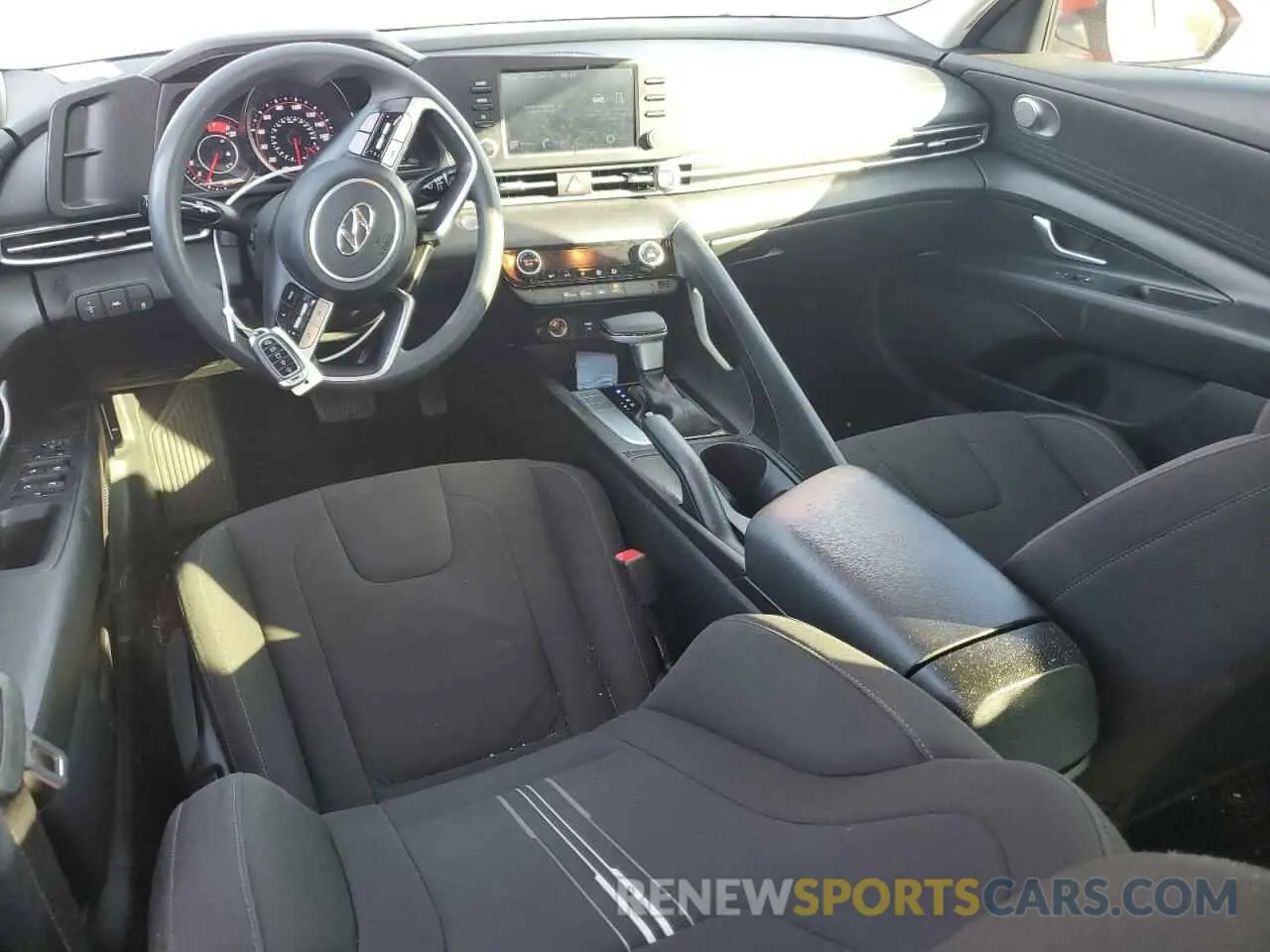8 fotografías del automóvil dañado KMHLM4AG7MU066432 HYUNDAI ELANTRA 2021