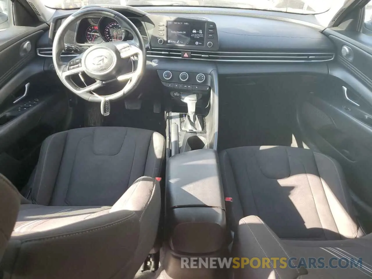 8 fotografías del automóvil dañado KMHLM4AG8MU151795 HYUNDAI ELANTRA 2021