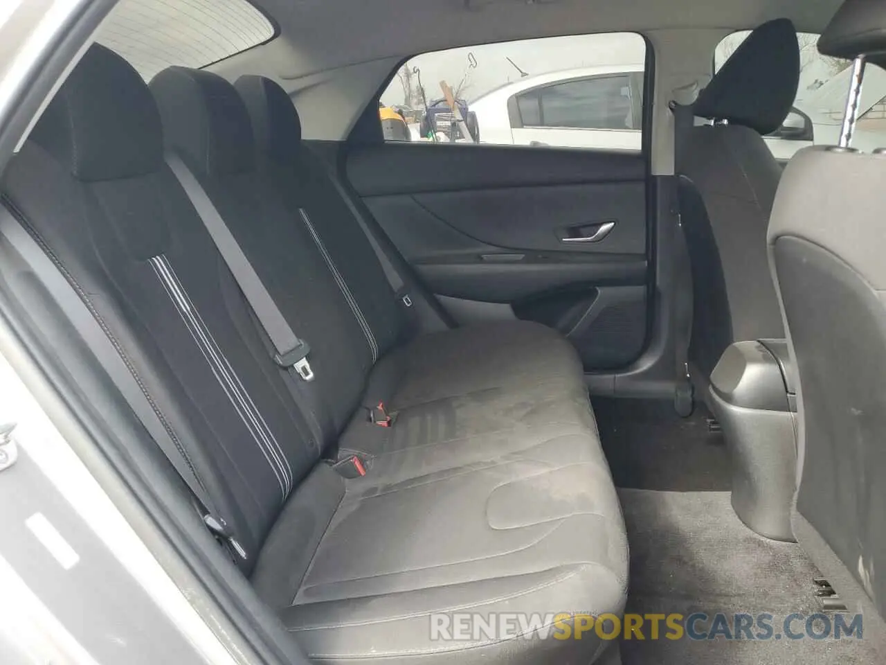 10 fotografías del automóvil dañado KMHLM4AG8MU175482 HYUNDAI ELANTRA 2021