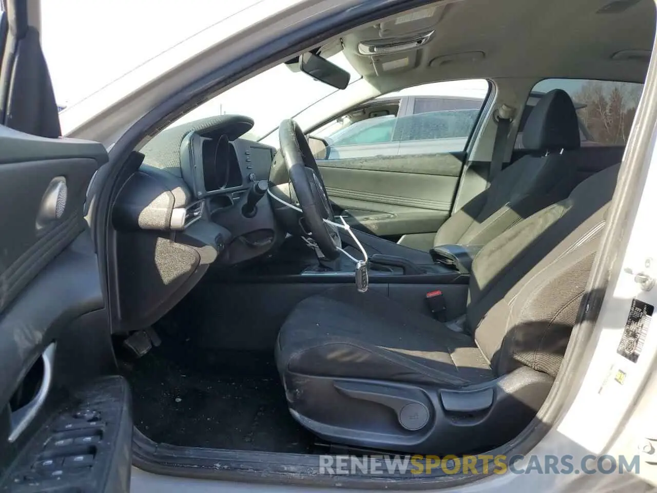 7 fotografías del automóvil dañado KMHLM4AG9MU152907 HYUNDAI ELANTRA 2021