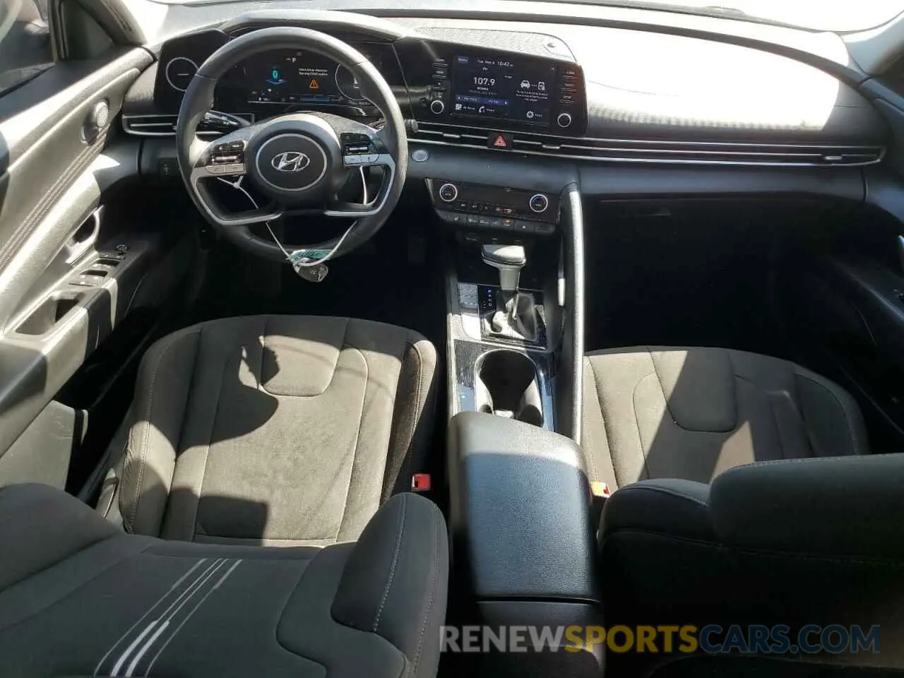 8 fotografías del automóvil dañado KMHLS4AG8MU192997 HYUNDAI ELANTRA 2021