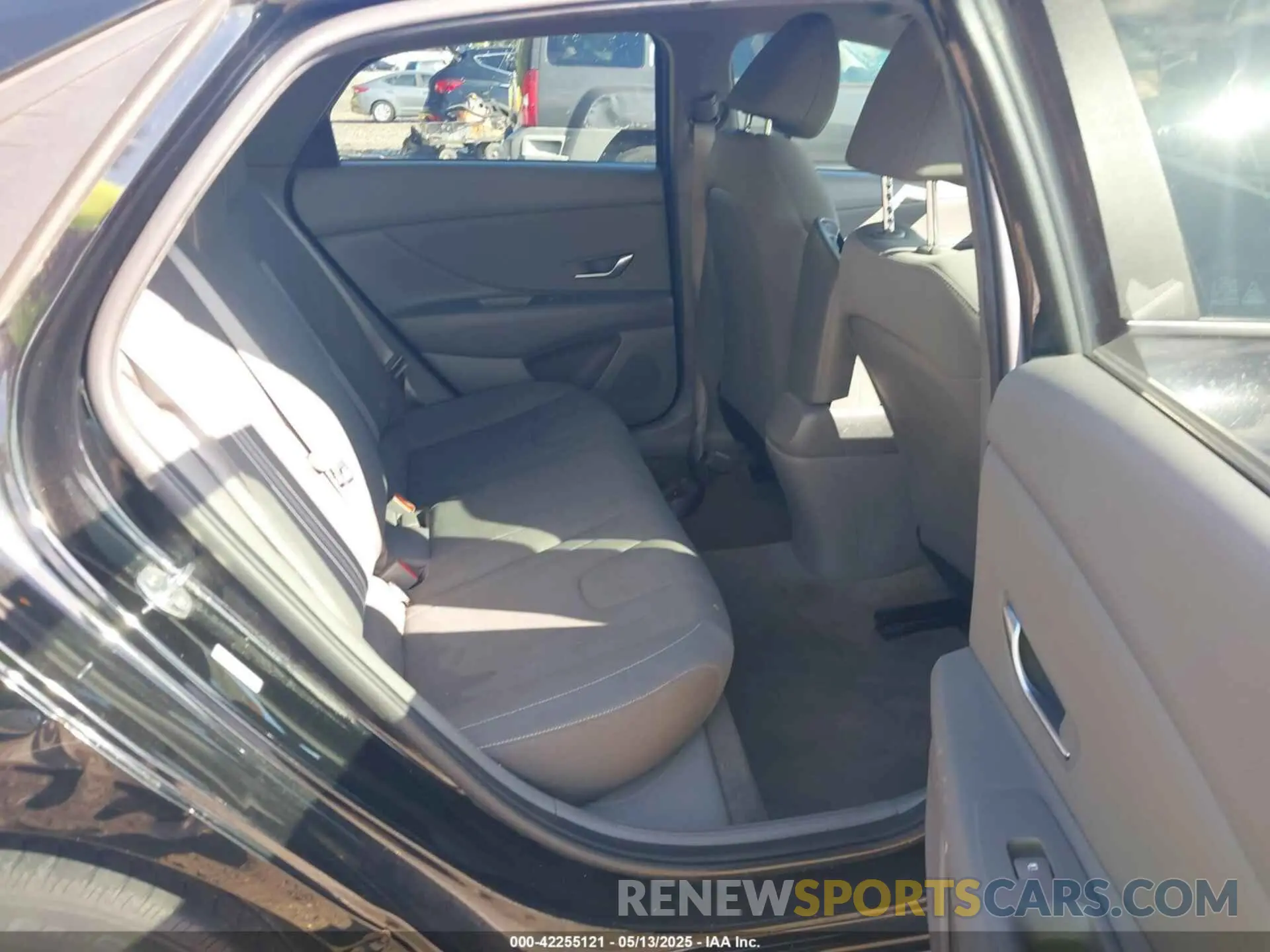 8 fotografías del automóvil dañado KMHLS4AGXMU212716 HYUNDAI ELANTRA 2021