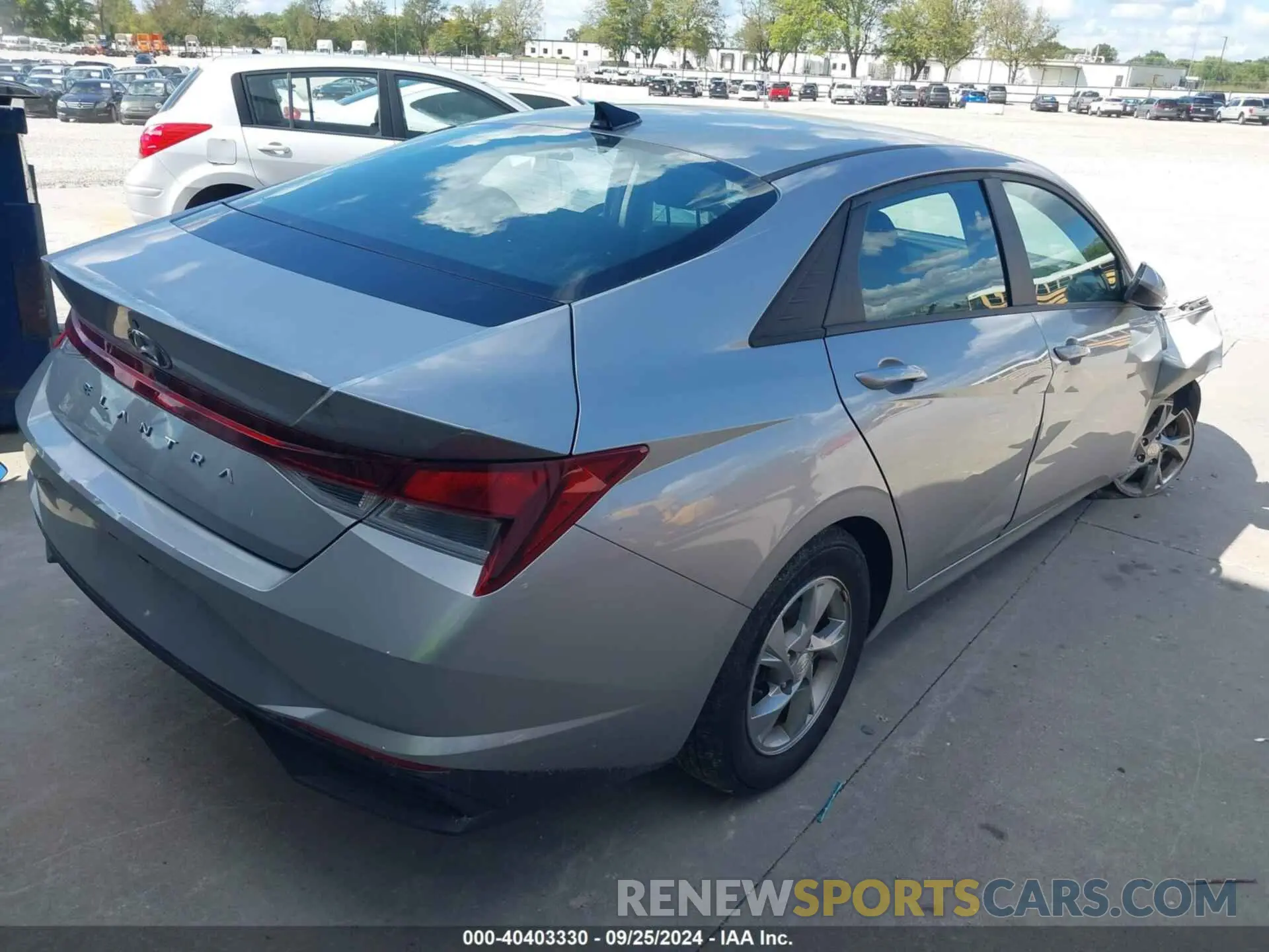 4 fotografías del automóvil dañado 5NPLL4AG5NH053830 HYUNDAI ELANTRA 2022