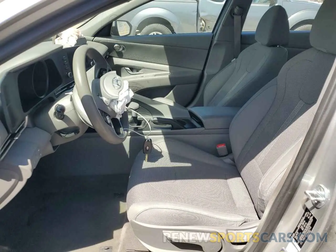 7 fotografías del automóvil dañado 5NPLL4AG9NH077435 HYUNDAI ELANTRA 2022