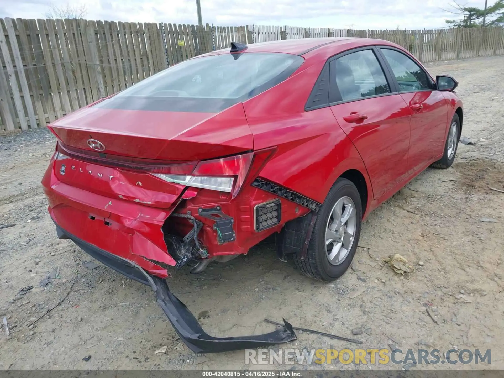 4 fotografías del automóvil dañado 5NPLL4AGXNH072597 HYUNDAI ELANTRA 2022