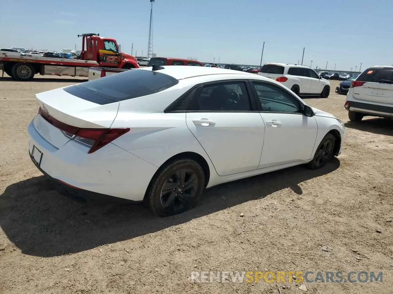 3 fotografías del automóvil dañado 5NPLM4AG0NH060035 HYUNDAI ELANTRA 2022