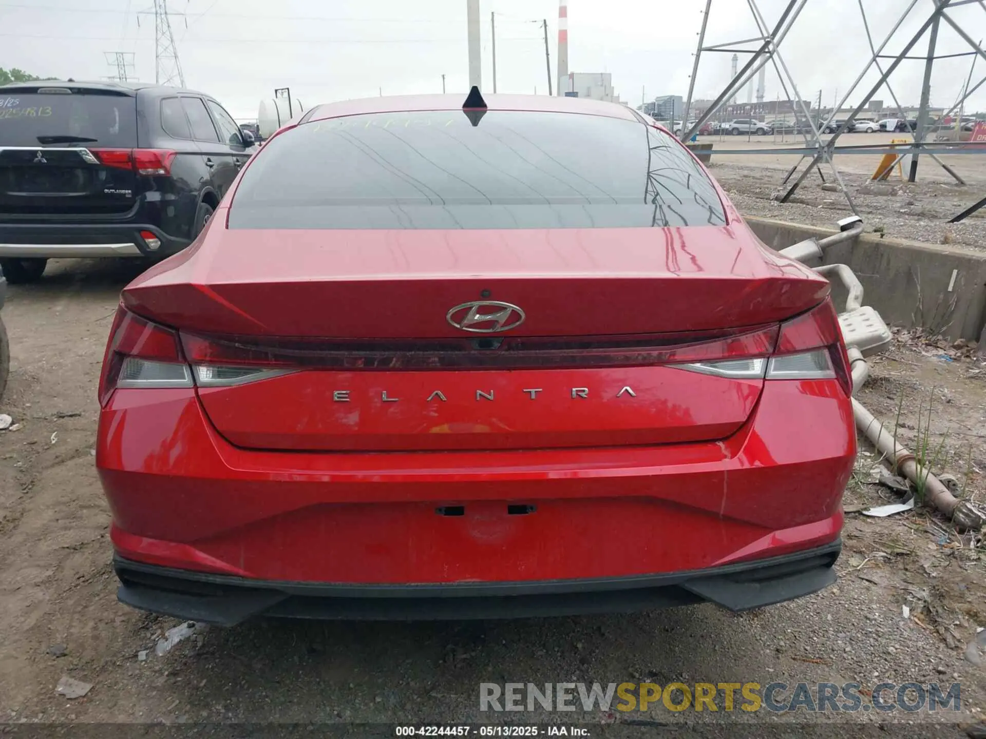17 fotografías del automóvil dañado 5NPLM4AG0NH065820 HYUNDAI ELANTRA 2022