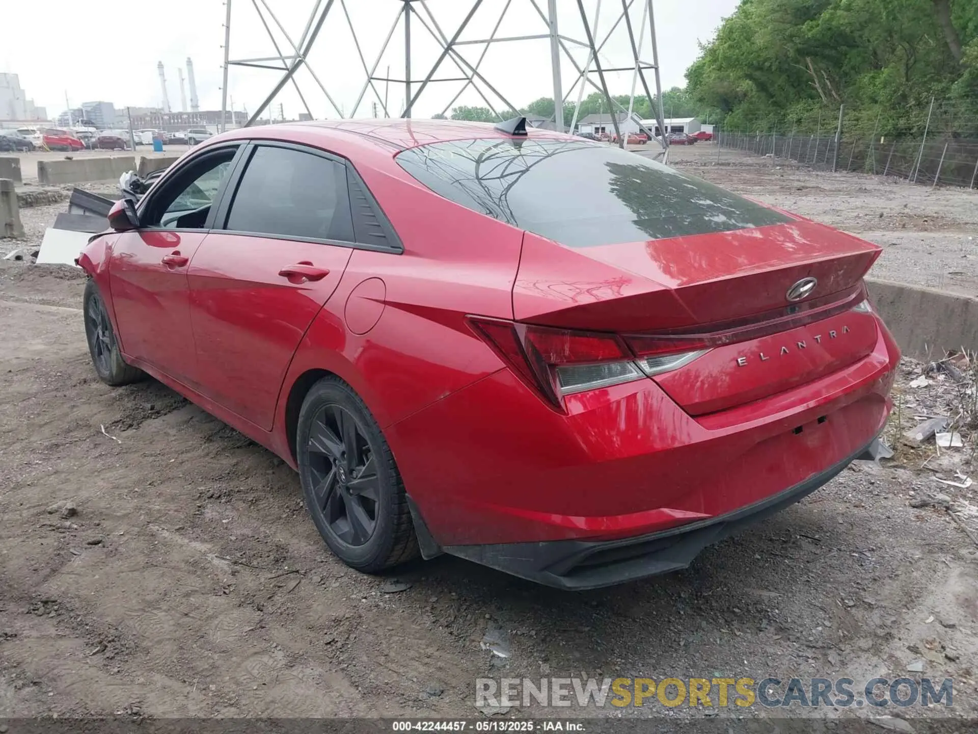 3 fotografías del automóvil dañado 5NPLM4AG0NH065820 HYUNDAI ELANTRA 2022