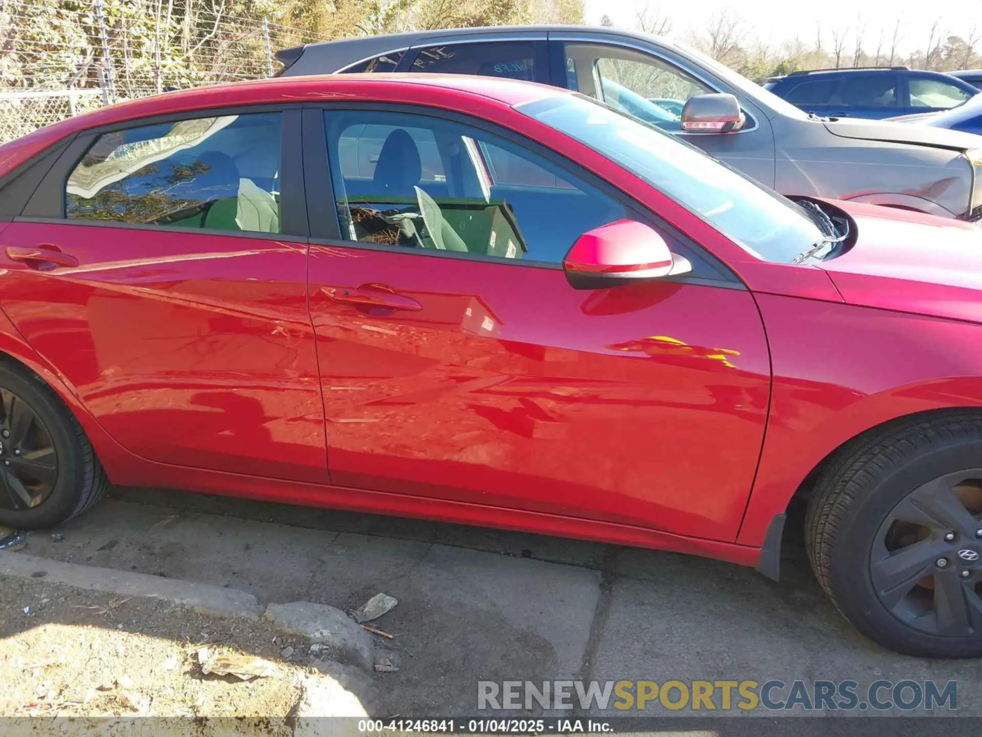 13 fotografías del automóvil dañado 5NPLM4AG0NH070483 HYUNDAI ELANTRA 2022