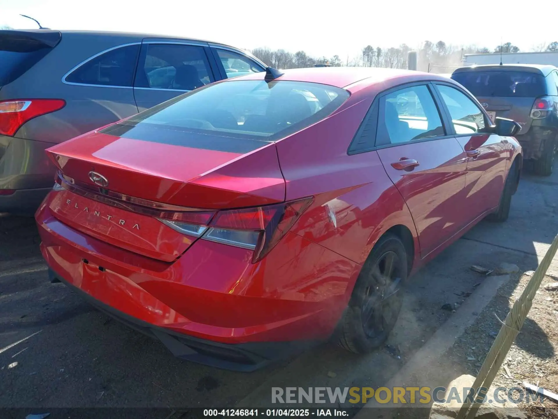 4 fotografías del automóvil dañado 5NPLM4AG0NH070483 HYUNDAI ELANTRA 2022