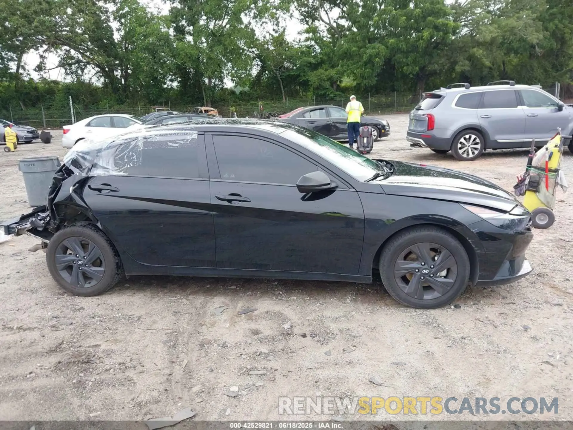 14 fotografías del automóvil dañado 5NPLM4AG2NH064961 HYUNDAI ELANTRA 2022
