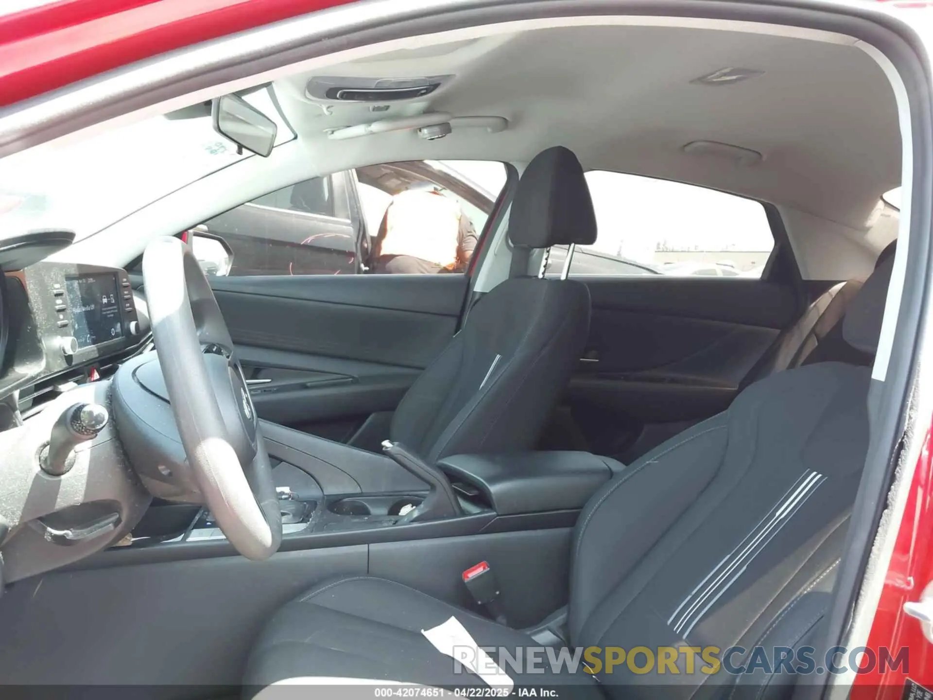 20 fotografías del automóvil dañado 5NPLM4AG3NH064239 HYUNDAI ELANTRA 2022