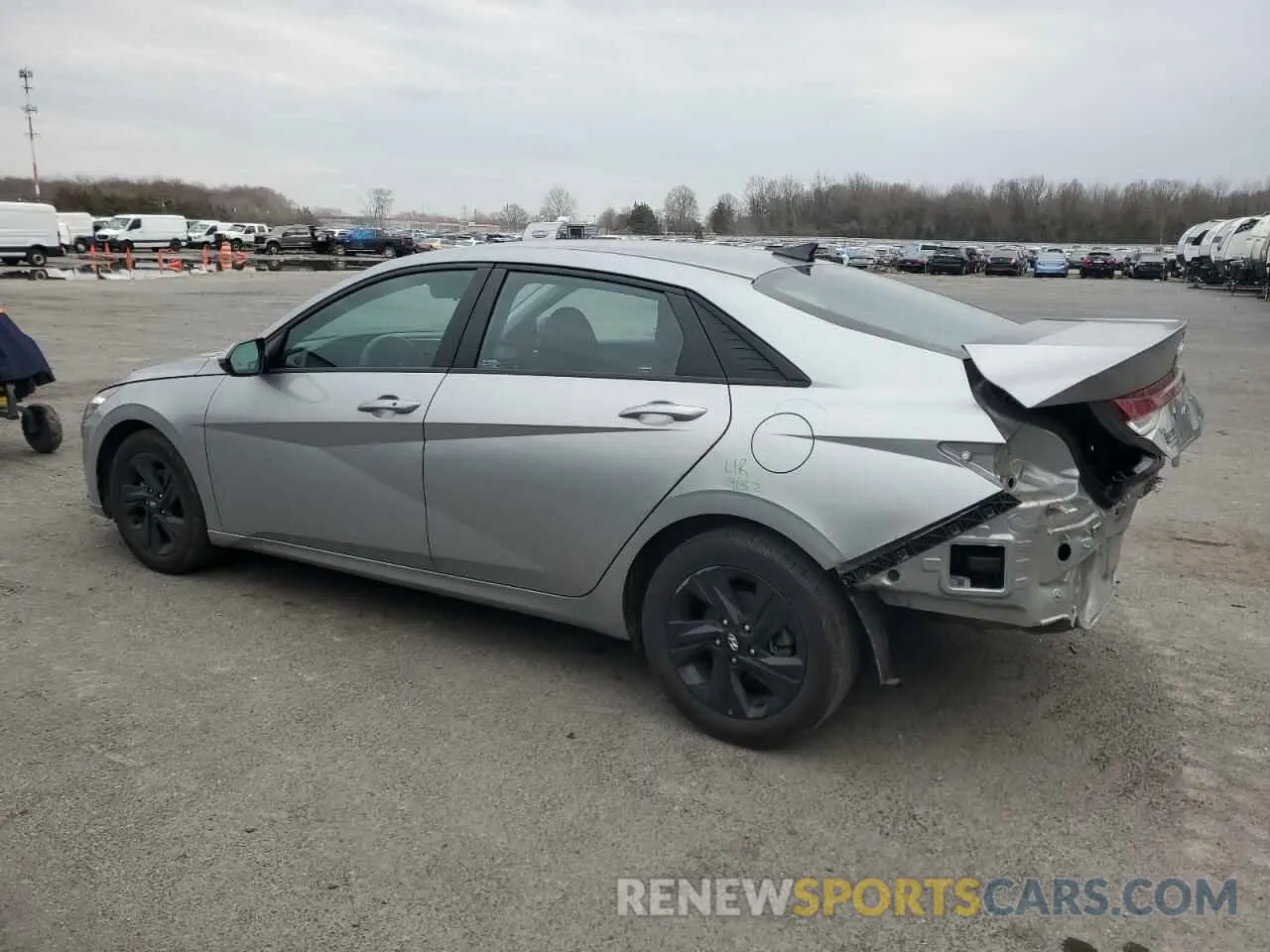 2 fotografías del automóvil dañado 5NPLM4AG3NH078755 HYUNDAI ELANTRA 2022