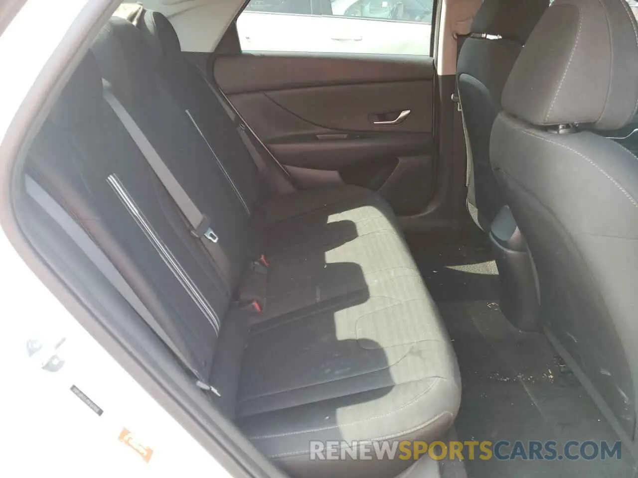 10 fotografías del automóvil dañado 5NPLM4AG4NH069868 HYUNDAI ELANTRA 2022