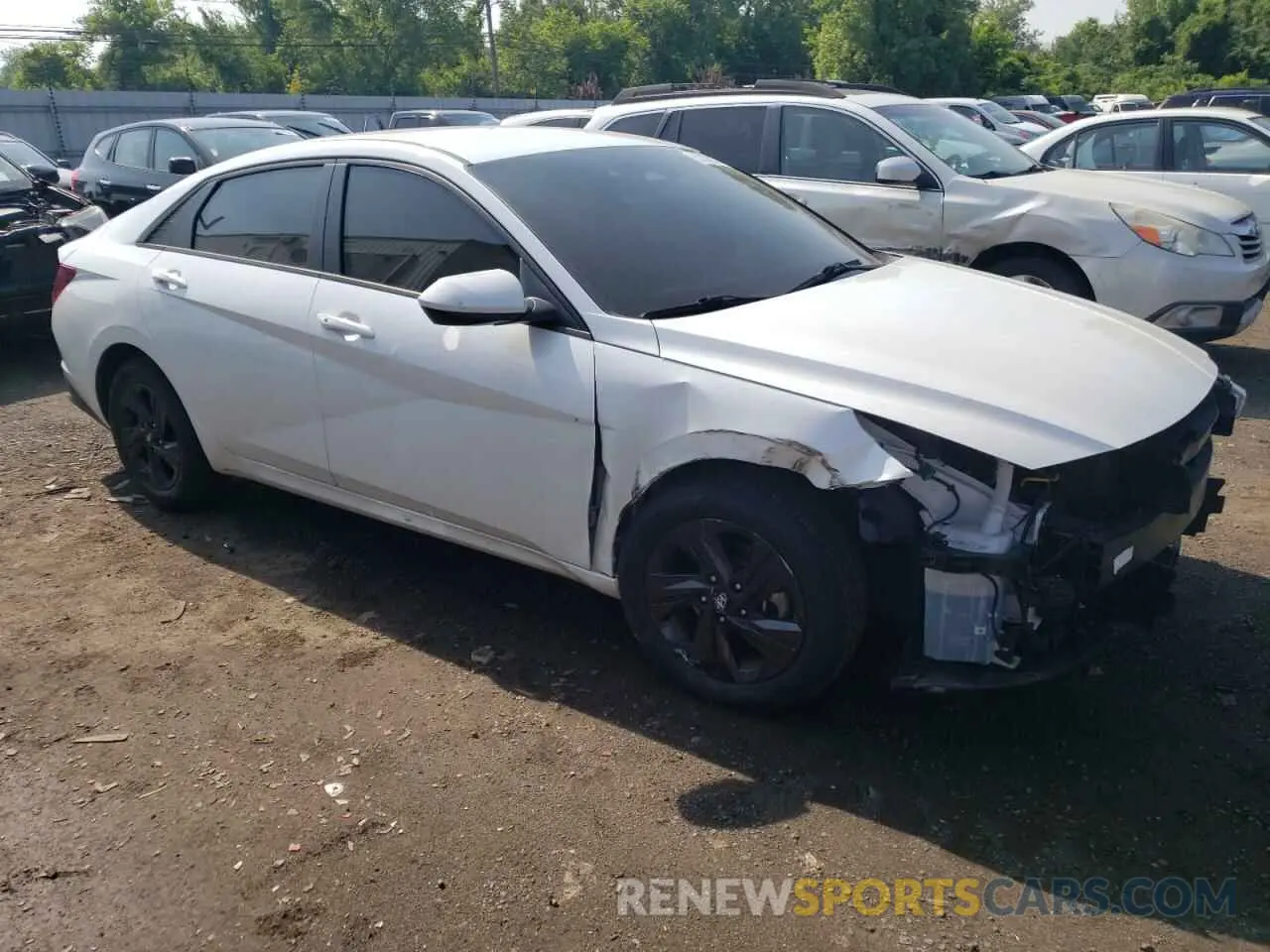 4 fotografías del automóvil dañado 5NPLM4AG4NH069868 HYUNDAI ELANTRA 2022