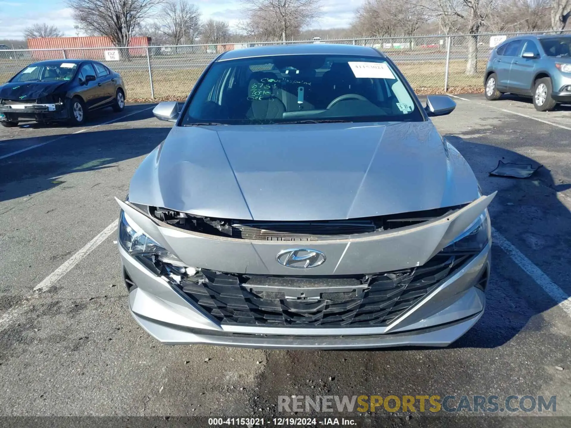 12 fotografías del automóvil dañado 5NPLM4AG4NH081132 HYUNDAI ELANTRA 2022
