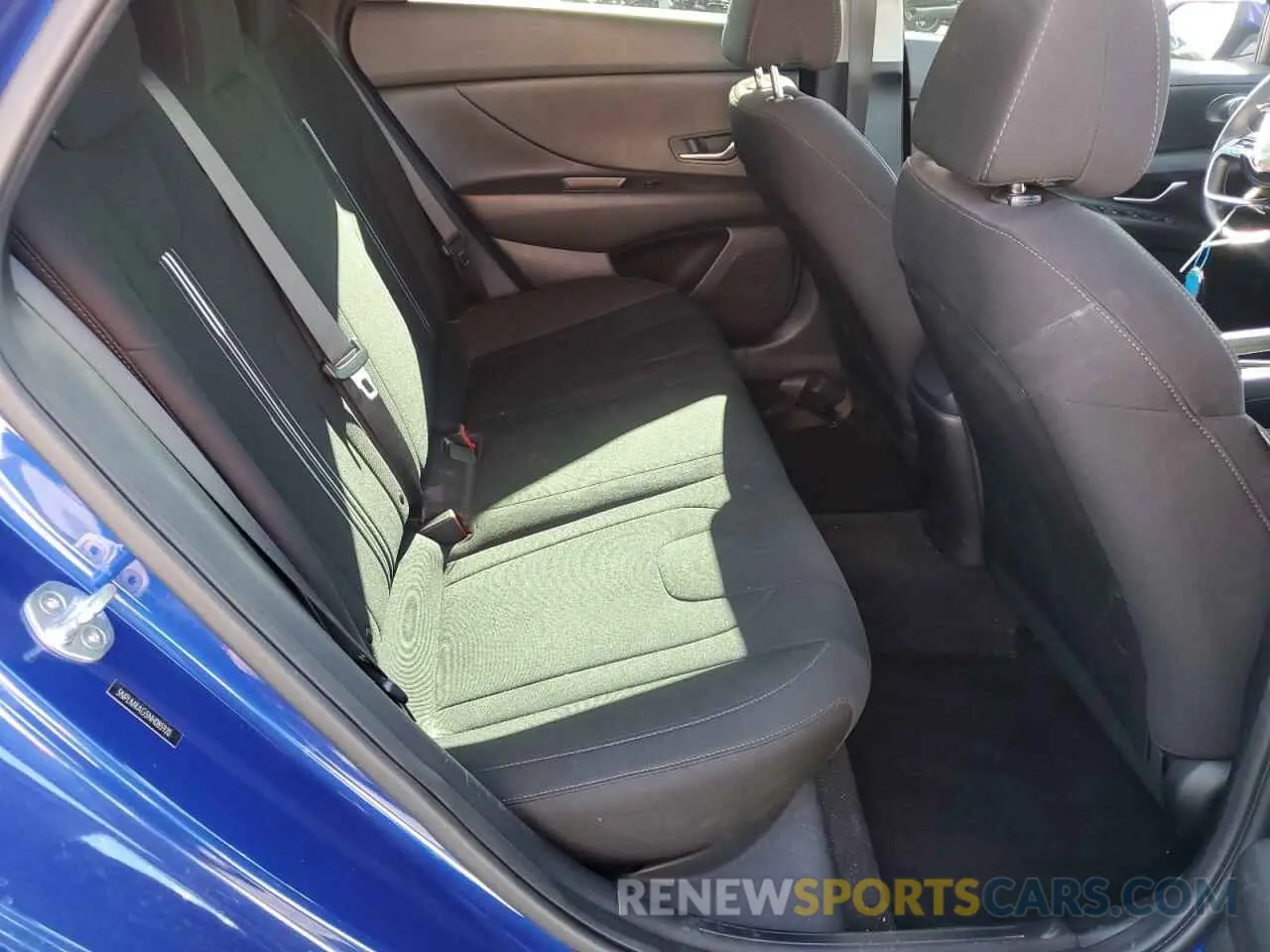 11 fotografías del automóvil dañado 5NPLM4AG5NH085920 HYUNDAI ELANTRA 2022