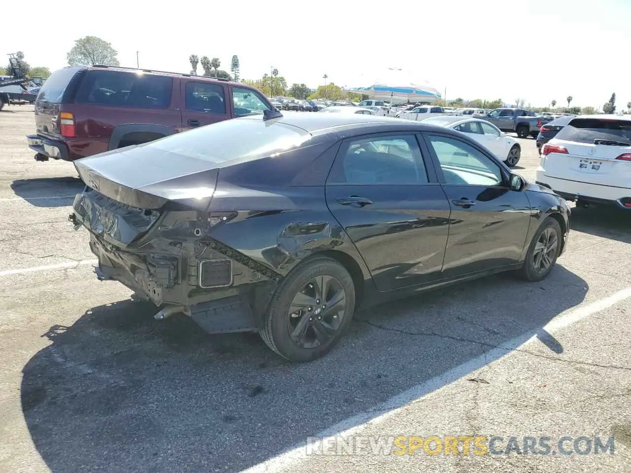 3 fotografías del automóvil dañado 5NPLM4AG6NH054837 HYUNDAI ELANTRA 2022