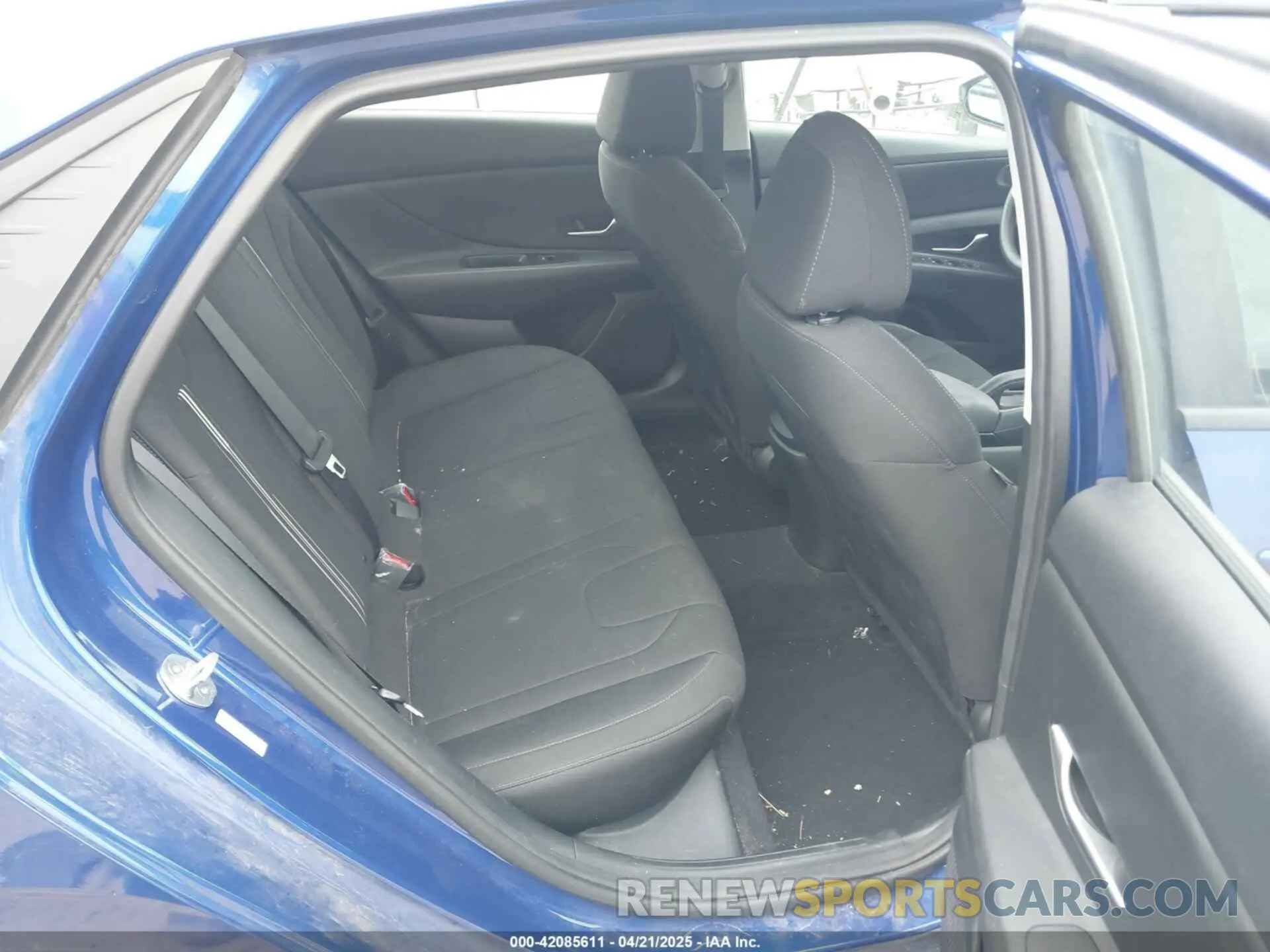 8 fotografías del automóvil dañado 5NPLM4AG6NH076238 HYUNDAI ELANTRA 2022