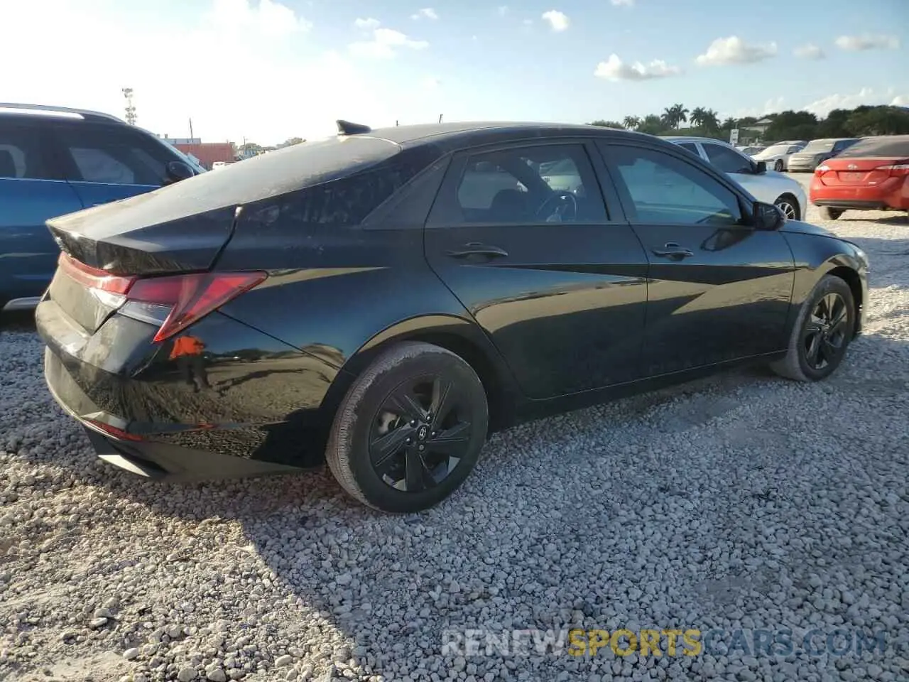 3 fotografías del automóvil dañado 5NPLM4AG8NH067086 HYUNDAI ELANTRA 2022
